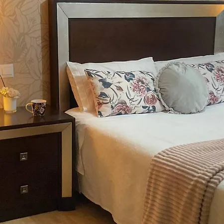 Apartment Hyp - Brincadeira Puentesampayo
