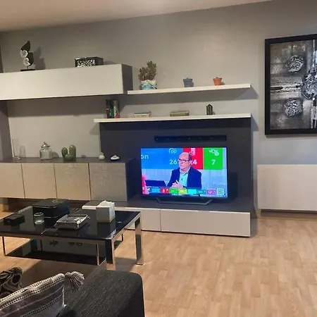 Apartment Hyp - Brincadeira Puentesampayo